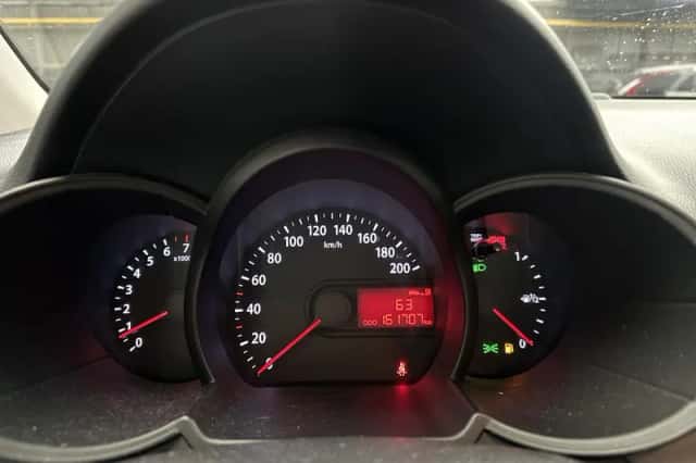 Kia Picanto (2012) thumbnail 5