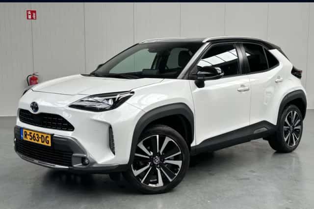 Toyota Yaris Cross (2022) thumbnail 1
