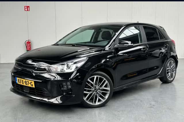Kia Rio (2021) thumbnail 1