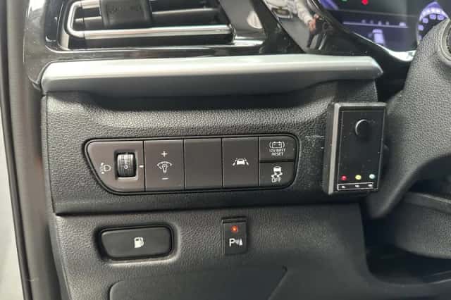 Kia Niro (2019) thumbnail 4