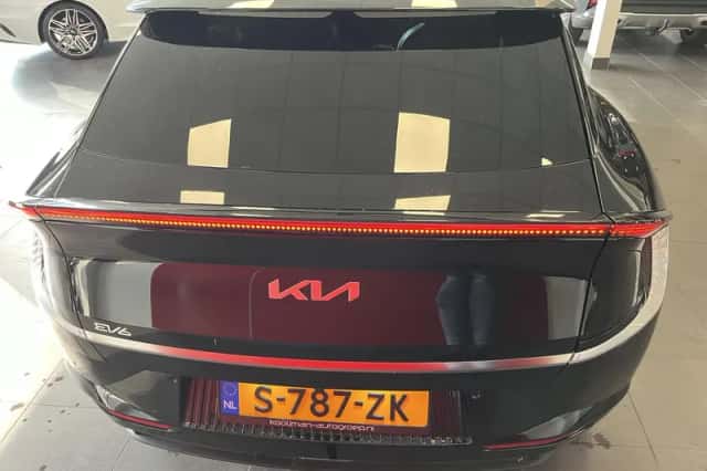 Kia EV6 (2023) thumbnail 5
