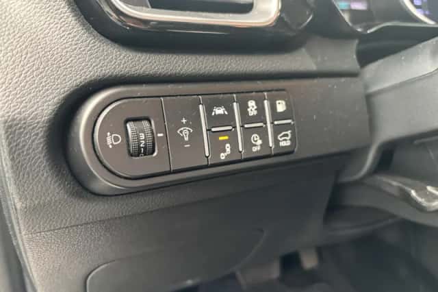 Kia XCeed (2021) thumbnail 6