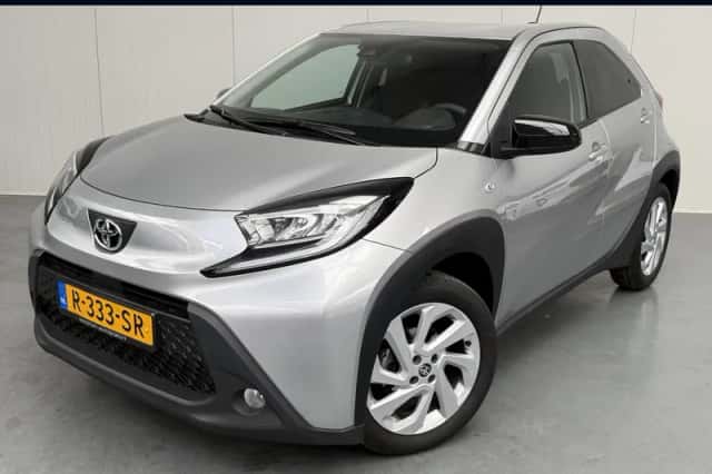 Toyota Aygo (2022) thumbnail 1