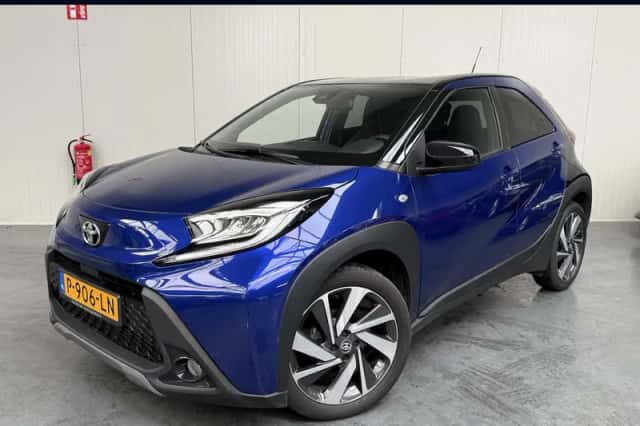 Toyota Aygo (2022) thumbnail 1