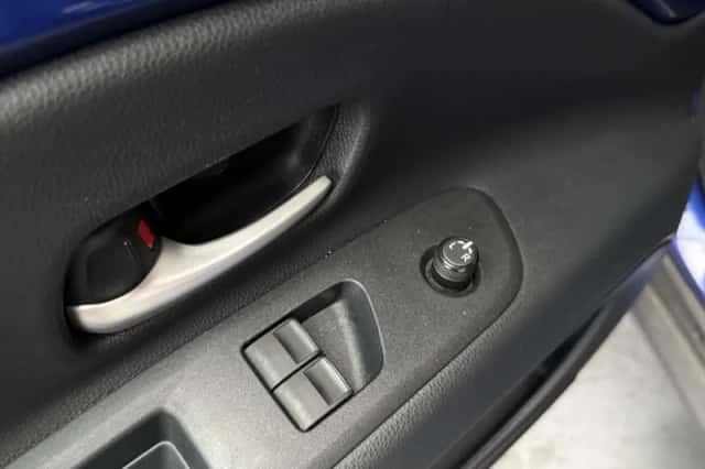 Toyota Aygo (2022) thumbnail 6