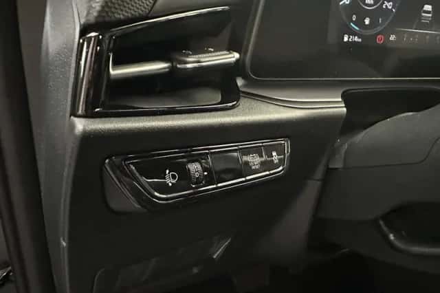 Kia Niro (2025) thumbnail 2