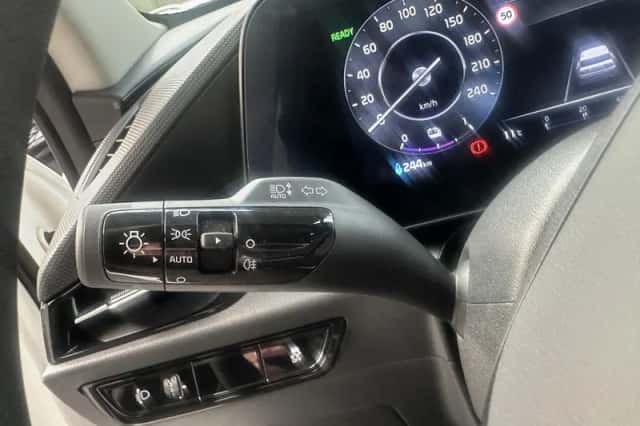 Kia Niro EV (2025) thumbnail 3