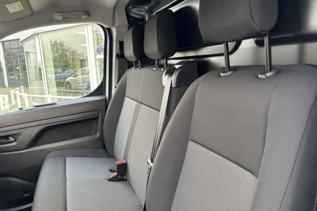 Toyota Proace (2024) thumbnail 3
