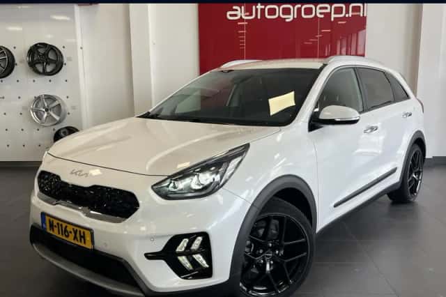Kia Niro (2022) thumbnail 1