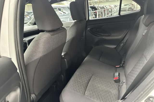 Toyota Yaris Cross (2022) thumbnail 2