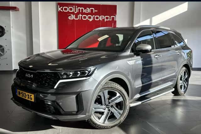 Kia Sorento (2022) thumbnail 1