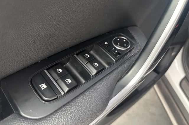 Kia XCeed (2020) thumbnail 5