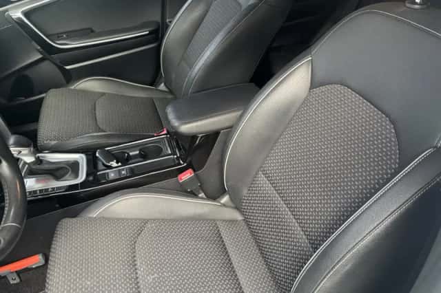 Kia XCeed (2020) thumbnail 6
