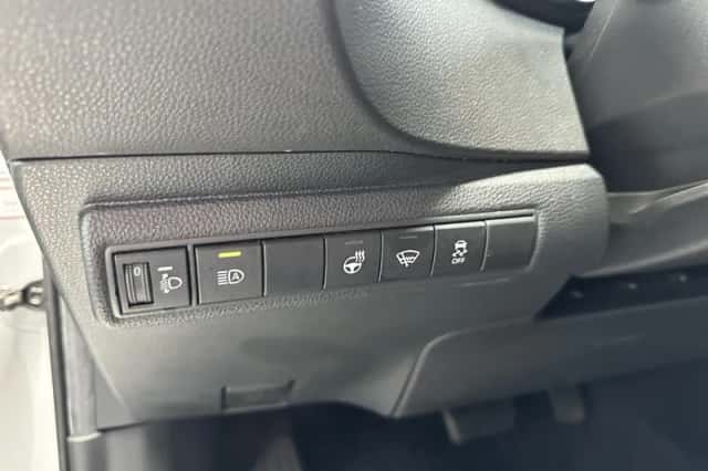 Toyota Corolla (2020) thumbnail 5