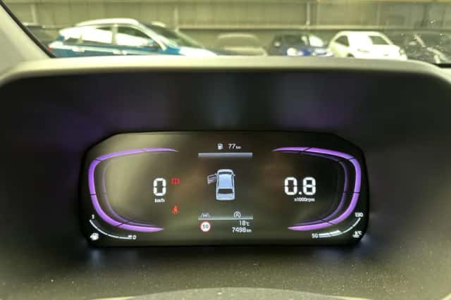 Kia Picanto (2025) thumbnail 4