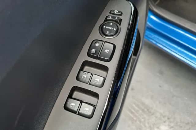 Kia Picanto (2025) thumbnail 6