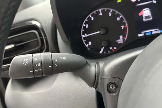 Toyota Yaris (2022) thumbnail 6