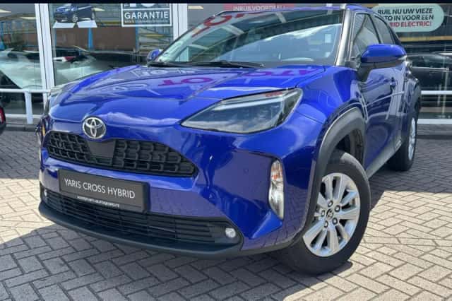 Toyota Yaris Cross (2024) thumbnail 1