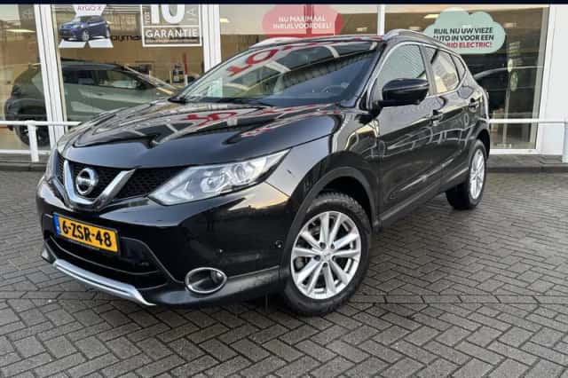 Nissan Qashqai (2015) thumbnail 1