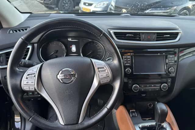 Nissan Qashqai (2015) thumbnail 6