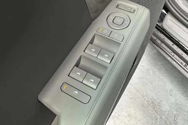 Kia EV3 (2025) thumbnail 5