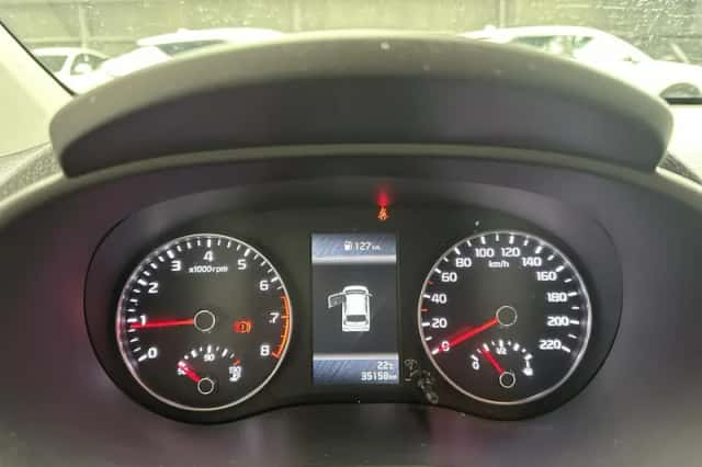 Kia Picanto (2021) thumbnail 5