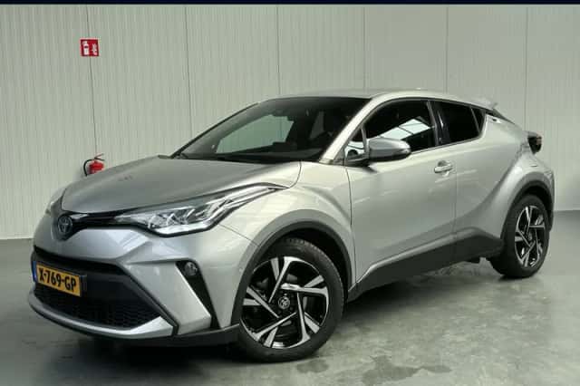 Toyota C-HR (2022) thumbnail 1