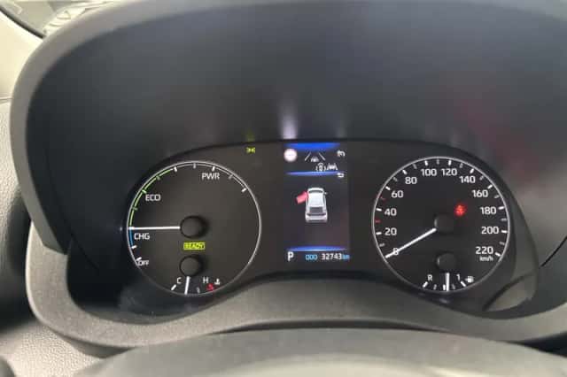 Toyota Yaris (2025) thumbnail 3