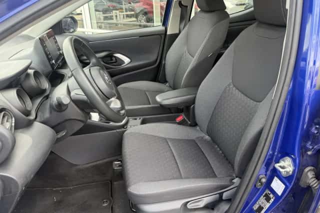 Toyota Yaris (2024) thumbnail 5