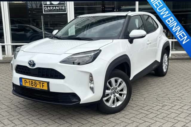 Toyota Yaris Cross (2022) thumbnail 1