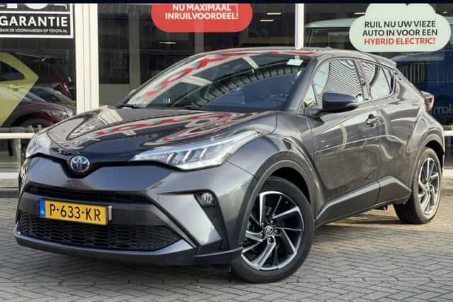 Toyota C-HR (2022) thumbnail 1