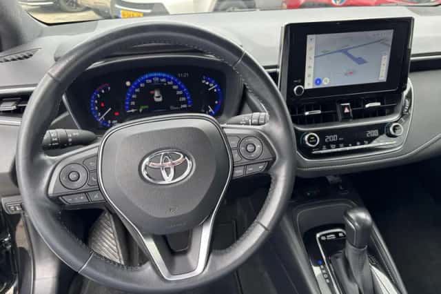 Toyota Corolla (2022) thumbnail 4