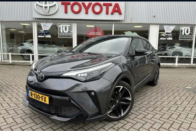 Toyota C-HR (2022) thumbnail 1
