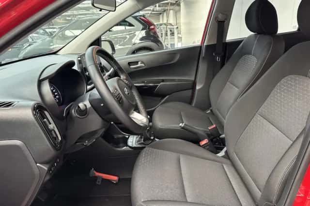 Kia Picanto (2021) thumbnail 2