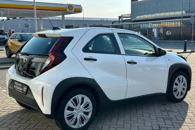 Toyota Aygo (2022) thumbnail 5