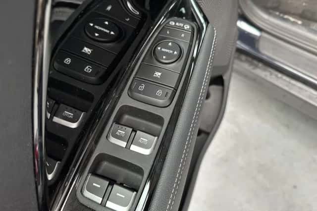 Kia Niro EV (2022) thumbnail 3