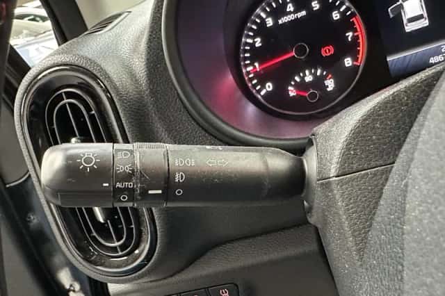 Kia Picanto (2021) thumbnail 6