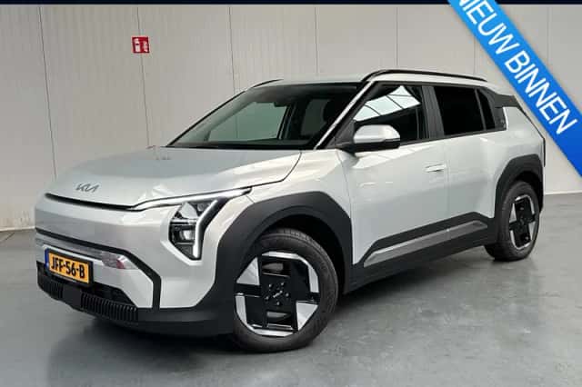 Kia EV3 (2025) thumbnail 1