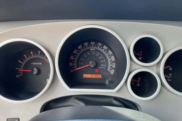Toyota Tundra (2008) thumbnail 6