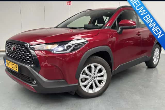 Toyota Corolla Cross (2025) thumbnail 1