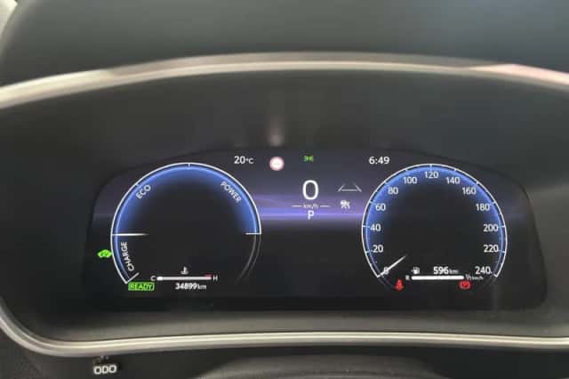 Toyota Corolla Cross (2025) thumbnail 4