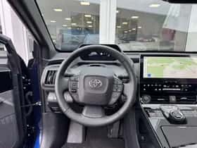 Toyota bZ4X (2022) thumbnail 10
