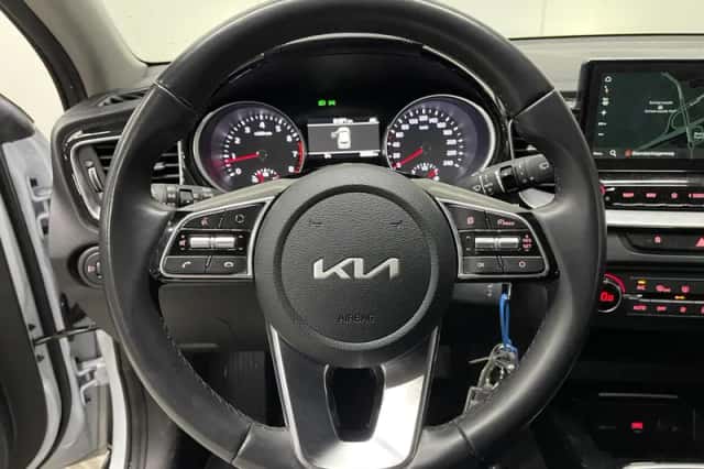 Kia XCeed (2022) thumbnail 11