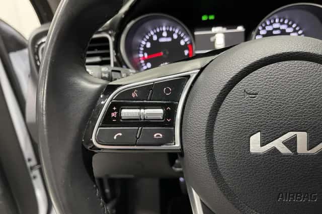 Kia XCeed (2022) thumbnail 12