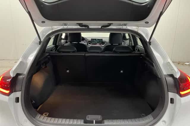 Kia XCeed (2022) thumbnail 24
