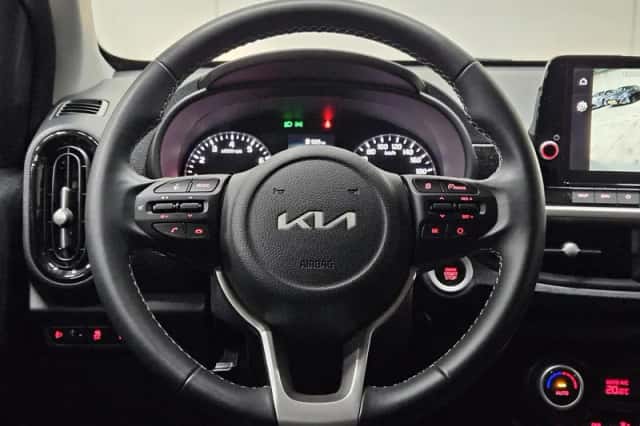 Kia Picanto (2023) thumbnail 11