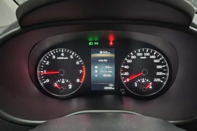Kia Picanto (2023) thumbnail 14