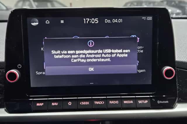Kia Picanto (2023) thumbnail 17