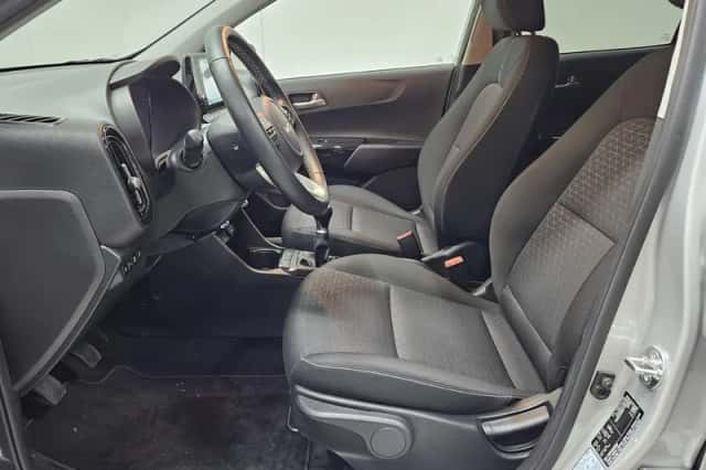 Kia Picanto (2023) thumbnail 8