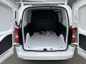 Toyota Proace (2024) thumbnail 8